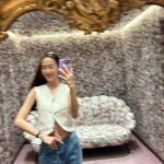 Jessica Jung Instagram - Fitting room selfies📸💜🌸😝