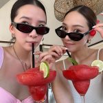 Jessica Jung Instagram - Splish, splash, sip & twirl 🌊🐝🐬🧚🏻🍓🥂
