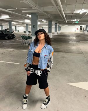 Jesy Nelson Instagram - My happy place 👽