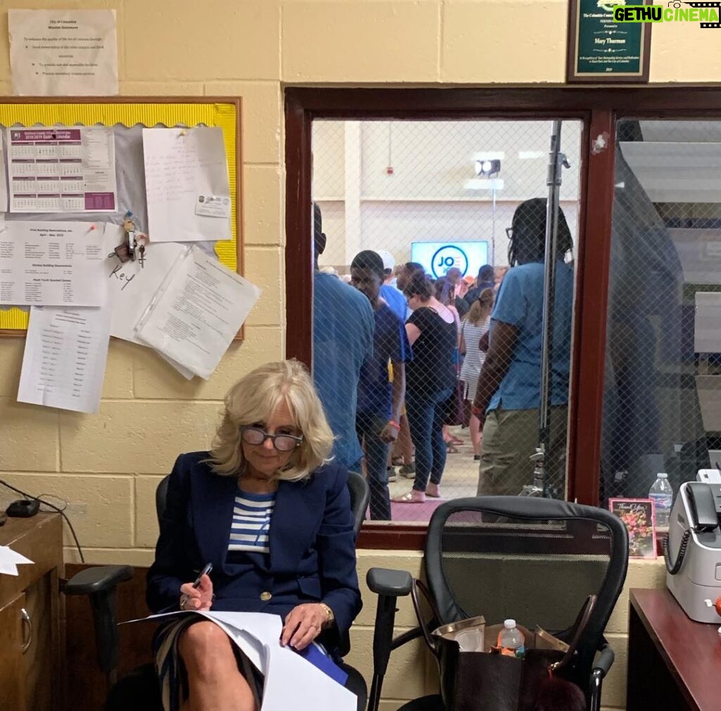 Jill Biden Instagram - Good to be back in South Carolina! Second #Joe2020 event for me—end of semester...sneaking in some grading before the rally.