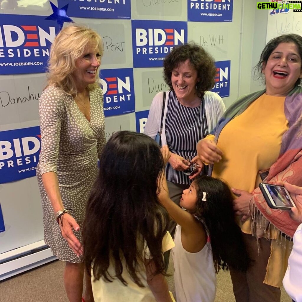 Jill Biden Instagram - It's been a heartbreaking week, but spending time with volunteers—who show up and get to work, just because they want to make the world a better place—reminds me of how much there is to be hopeful about. Thank you Davenport and Dubuque for welcoming me today! Iowa