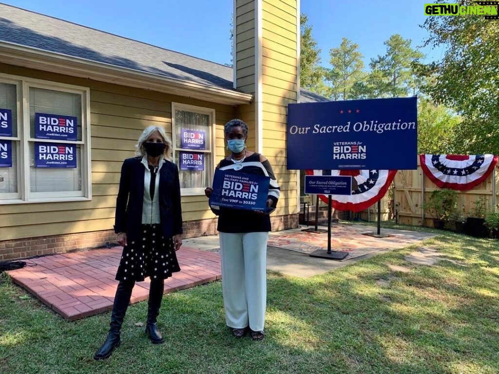 Jill Biden Instagram - #ImVotingFor military families, veterans, caregivers, and survivors. Fayetteville, North Carolina