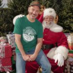 Jimmy Kimmel Instagram - THANK YOU to my great co-workers at @JimmyKimmelLive for volunteering at @StJosephCtr yesterday to bring food, gifts & holiday cheer to families who needed some. Thanks to @MayorOfLA Karen Bass & @VaLeciaAdamsKellum for showing up and supporting SOLA, A Safe Landing for Families to get children off the streets.