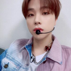 Jinhwan Instagram - 쎄뷔지