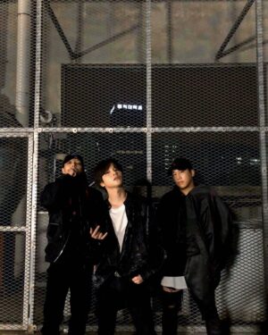Jinhwan Instagram - check out the video🕺🏻