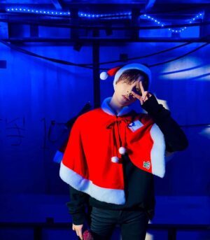 Jinhwan Instagram - Merry Christmas to you all