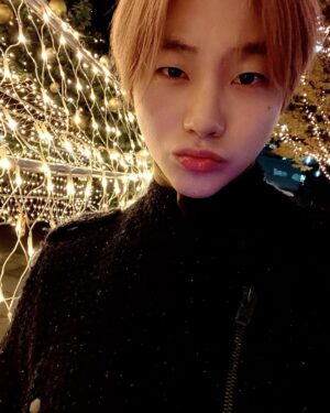 Jinhwan Instagram - 벌써🥺