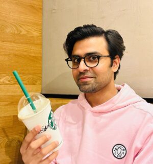 Jitendra Kumar Instagram - Coffee-shop 
#starbucks #grace