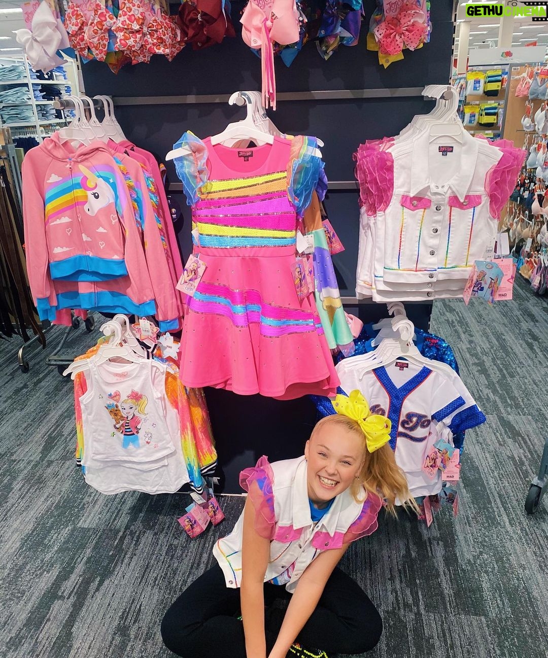 JoJo Siwa Instagram – Yesterday while filming at target I saw my new ...