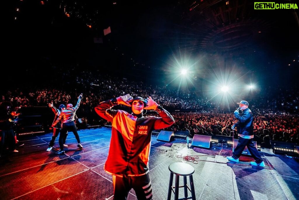 Jo Koy Instagram - I had my friends pop up at The Forum.