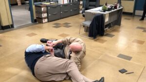 Joe Lo Truglio Instagram - 🚨MORE BTS ACTION🚨Hands down one of the funniest stunts on the show. 💥 At clip start, you can hear the crew laughter from the previous take. I want to say 4th or 5th season? (Help me out Fans!🤷‍♂️) @joelmckmiller and @dirkblocker are gamers, always down for the joke. For 8 years they made up great comic bits in the background, they never stopped thinking of how to make it better- just inspiring. 🌟We laughed so hard this day...every day❤️👊🏼#b99mems