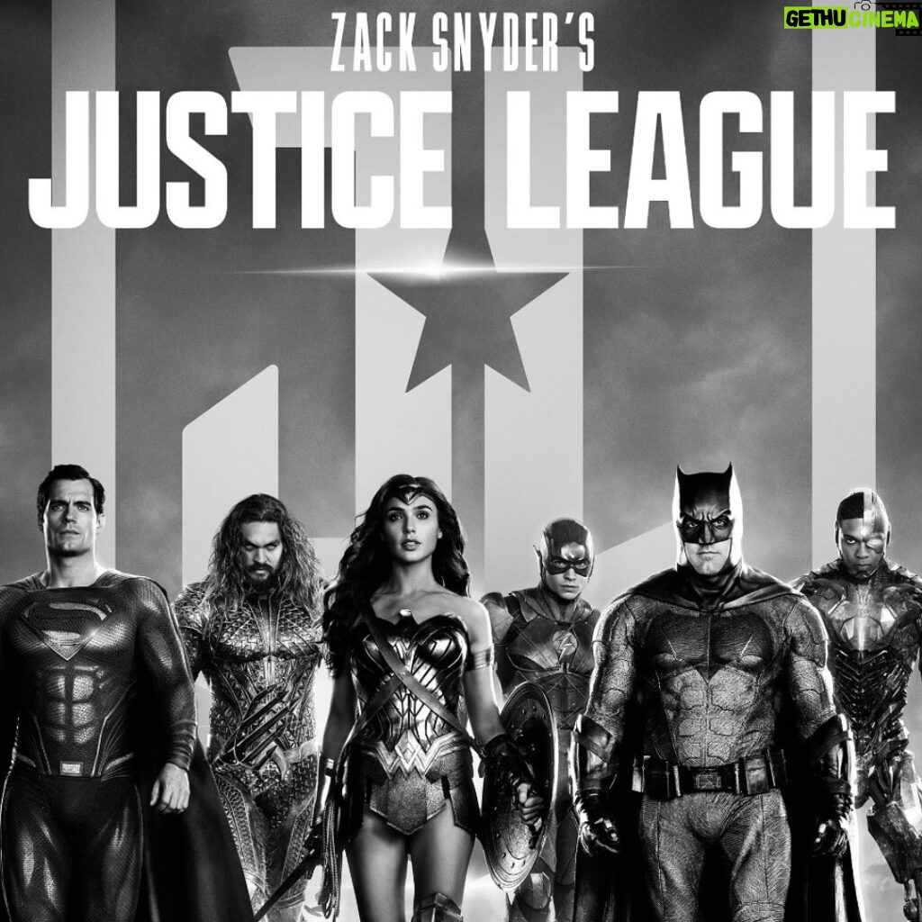 Joe Russo Instagram - 🚨Movie of the Week: Zack Snyder’s Justice League🚨 The Russo Bros sat down with Zack Snyder for an extra special episode of #PizzaFilmSchool. Part 1 of the two-part discussion drops Tuesday, April 18th at 12am PT. Make sure you’ve done your homework and watched the Snyder Cut before listening to these directors totally geek out…