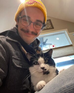 Joey Bragg Instagram - Flew into Kentucky to flip off Mitch McConnell’s turtle domain and then ended up doing some stand up.