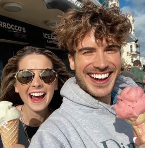 Joey Graceffa Instagram - not much has changed since the “whats in my mouth” challenge days 🤪🍦