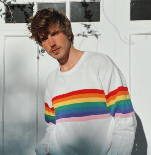 Joey Graceffa Instagram - serving lewks with these clothes for one last time 😌✌🏻said goodbye to some of my fav clothes on Depop and we already raised $4,500 for the Homeless Black Trans Women fund! ❤️ should I add more?