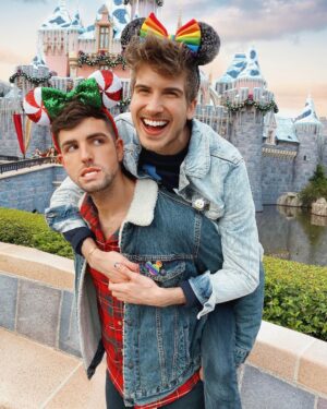 Joey Graceffa Instagram - The happiest place on earth...36737474 pictures later @misterpreda still loves me! 🥰❄️🎄 thank you for the perfect start to the holidays @disneyland 🎁