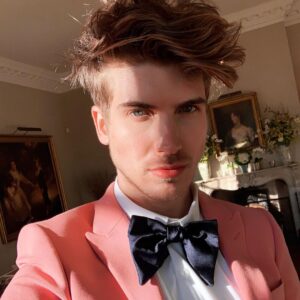 Joey Graceffa Instagram - 12 YEARS ON @youtube TODAY! This has been such an amazing journey & it all started out with a love and passion for creating videos and led to opportunities I never dreamed of. ❤️ I’m so grateful for all the support through the years and can’t wait for what’s next. And for the dreamers, no dream is too big, follow your heart and chase the dream! 🌈🙌🏼🎬