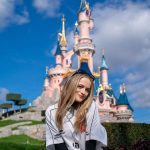 Joey King Instagram - The only way to the twilight zone, is through Paris👻 thank you so much @disneylandparis for having us, Ratatouille the ride did something to my soul, Crush’s coaster is elite, and Autopia reminded me of me and my sisters arguing over who would drive when we were kids 🥰….we truly loved every second 🐀🐢 Disneyland Paris