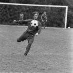 Johan Cruijff Instagram - We think about you Johan. Especially today. 🧡 76 years ago the world met @johancruyff. 1️⃣4️⃣ #NothingLikeOranje #CruyffLegacy 14