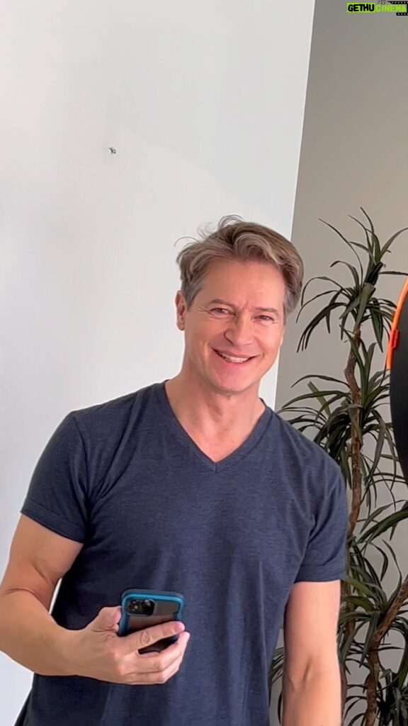 John Barrowman Instagram - My husband @scottmale trying to take a new passport picture. It was a process with lots of hair flicks and laughs. Enjoy. #husband #trendingreels #trending #lgbtqia #music #palmsprings #passport #photography #ringlight #hairstyles #hair Palm Springs, California