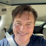 John Barrowman Instagram - So I pulled the car over and had to sing a verse that means so much to me. The lyrics hit so close to home, are so powerful and healing. #teslaokie fun. (New#) Fanfamily I want to see your split screen duets with this.. @nataliemayparis get ready your verse is next!! . . #music #lgbtq #lgbtqia #album #musical #theatre #westend #broadway #sing #love #joy @royalphilorchestra @MusicWestway #heartofstone #centrestage #johnbarrowman #album #fanfamily #iowntherightstothismusic Palm Springs, California