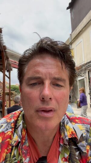 John Barrowman Thumbnail - 18.8K Likes - Top Liked Instagram Posts and Photos