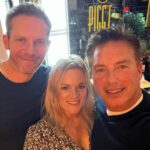 John Barrowman Instagram – One of the fun things when you travel by yourself is chatting and meeting new people. You can always expect a good blether in Scotland. Great to meet you @Kaggybum @dmac76 What a lovely cute couple. 
I am sure our paths will cross again.. 
.
#scotland #edinburgh #travel  @piggswinebar #conversation #wine #makefriends Edinburgh Scotland