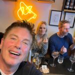 John Barrowman Instagram – One of the fun things when you travel by yourself is chatting and meeting new people. You can always expect a good blether in Scotland. Great to meet you @Kaggybum @dmac76 What a lovely cute couple. 
I am sure our paths will cross again.. 
.
#scotland #edinburgh #travel  @piggswinebar #conversation #wine #makefriends Edinburgh Scotland