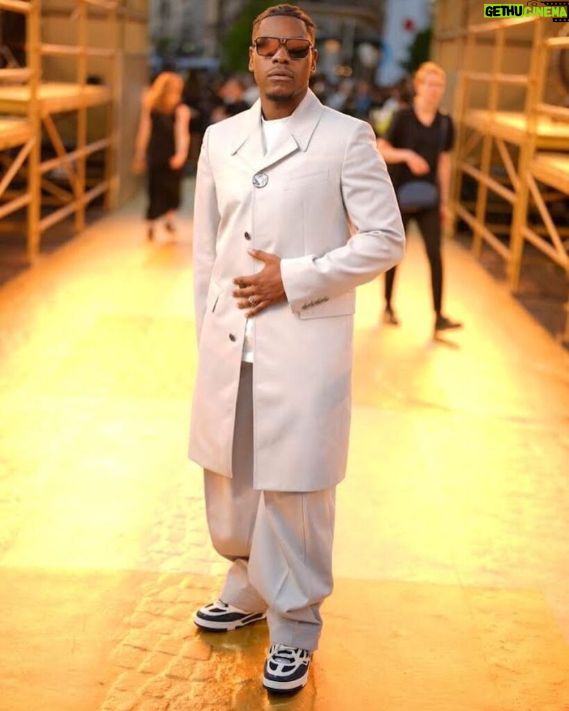 John Boyega Instagram - Louis Vuitton Show @louisvuitton #louisvuitton #pharrell #pfw Paris, France