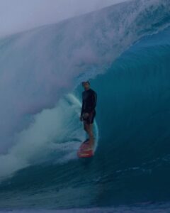 John John Florence Instagram - First wave at Teahupo’o in five years, so stoked to be back here. _ 🎥 @erik_knutson_ @parallelsea