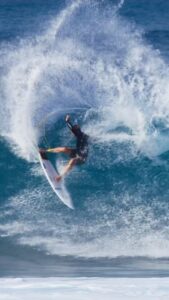 John John Florence Instagram - Been working really hard with the team this last month on getting ready for the year, really stoked where the boards are at. We have brought up the volume and adjusted the tails on some of the boards, as well as riding some bigger fins in search of more power and drive! Can’t wait for the year!!! @pyzelsurfboards @futuresfins @rosswilliamshawaii @erik_knutson_ 🎥 @jarebutter