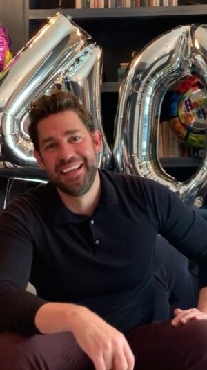 John Krasinski Instagram - Holy moly, I’m 40!?!?...... so what did you get me?  Didn’t get me anything?  Don’t worry I’m easy.  Venmo: JKbday  #JKbday @familyreach