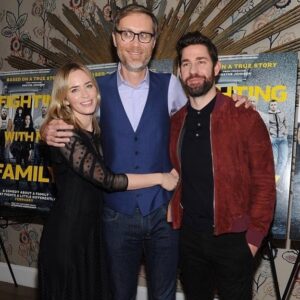 John Krasinski Instagram - Had the great pleasure of seeing the film #Fightingwithmyfamily tonight, written and directed by good friend @stephenmerchant and produced by Dave @therock Johnson!  It’ll make you laugh, cry... and suplex!  Congrats to all involved! (Also... we worked really hard at all looking in 3 different places.  You’re welcome.)