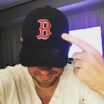 John Krasinski Instagram - Good to be Home! #TheHollars comes to Boston!