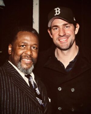 John Krasinski Instagram - Last night, so honored to see magic on stage by the phenomenal cast of @salesmanbroadway ! And somehow even more inspired by my dear friend @wendellpcg than ever. If you’re in NY, this is a play you do not want to miss! #DeathOfASalesman 
SalesmanOnBroadway.com