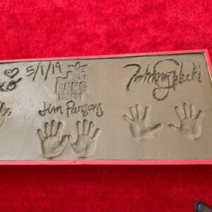 Johnny Galecki Instagram - Head still spinning from yesterday’s ceremonies and festivities. @chinesetheatres is the first landmark I visited the very first time I came to Los Angeles when I was 11 years old. Such an incredible honor to have my handprints forever next to heroes such as Fred Astaire, Jimmy Stewart, Jack Lemmon, Sidney Poitier, Ava Gardner, etc., etc. Thank you, again. #dream #bucketlist @kaleycuoco @therealjimparsons #simonhelberg @kunalkarmanayyar @themelissarauch @missmayim