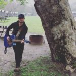 Johnny Galecki Instagram - Strumming in the rain and mud. #happyplace