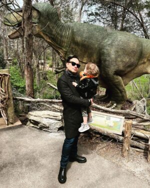 Johnny Galecki Instagram - No caption necessary.