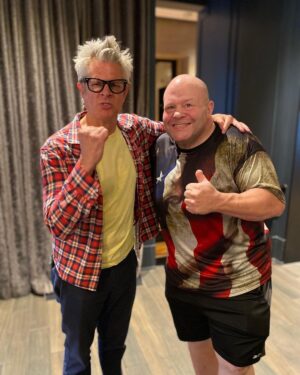 Johnny Knoxville Instagram - Hey everyone I have great news. I just ran into my old friend @butterbeanboxer and he is ok. 😵🥊