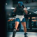 Johnny Walker Instagram - Surrounded by the best people as I sharpen my skills Cercado pelas melhores pessoas enquanto aprimoro minhas habilidades @ufc @monsterenergy @paradigmsports @platincasino.br @sbgireland @coach_kavanagh @motion.masters UFC Performance Institute
