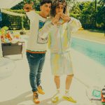 Jon Z Instagram - #LaParrandaRemix VIDEO OUT NOW! 🍾LINK EN MI BIO 👆🏽 @guaynaa @blessd #LocoHumildeyReal ESTILISMO: @ivettevirginia EL TEMA SALE EL VIERNES POR TODAS LAS PLATAFORMAS! Loco, humilde y real