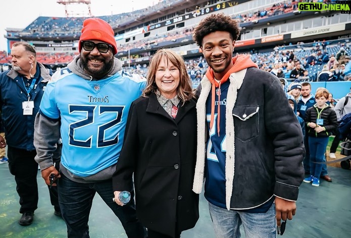 Jonathan Daviss Instagram - A pleasure being the 12th man for my @titans