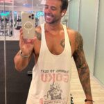 Jordi Wild Instagram - Goku entrenaba en vacaciones. Yo también 💪🏼