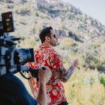 Jordi Wild Instagram - Este final de temporada en @the.wildproject fue historia de internet: 1. Digref por fin me da mi Esland 2. Pensando cuando me va a costar todo el tinglao 3. Haciendo ver que entiendo lo que dicen sobre Dios 4. Riendo porque Salva se estaba metiendo con alguien seguro 5. Con el equipazo del diablo 6. Nacho a punto de bautizar sus pies 7. The Hangover Part IV 8. Los malotes de tercero de preparatoria 9. Incapaz de definir esto 10. Borracho en Benirdorm festejando la victoria del Liverpool 📸 de @aevisuals_
