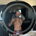 Jordi Wild Instagram - La primera resaca del año. (me quedé en casa jugando al warhammer)