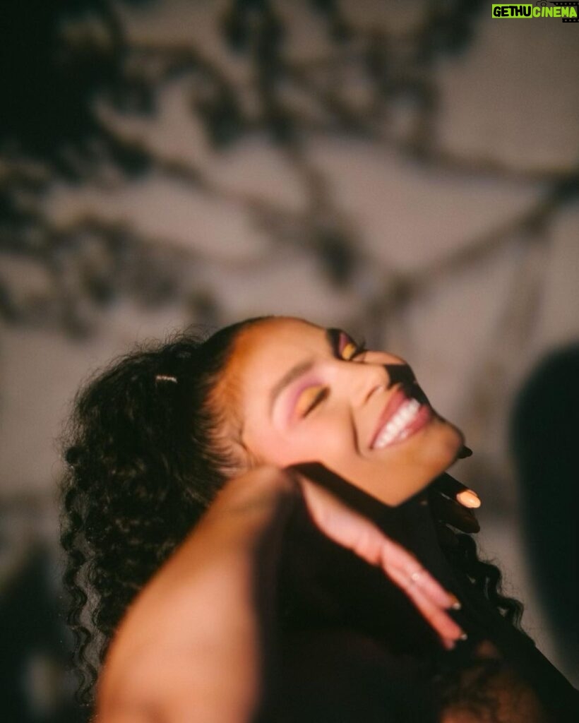 Jordin Sparks Instagram - Over the past few days, I’ve been dropping some of my tracks on @gogalamusic —empowering fans to participate in the sweet music experience. Today is the last day of giveaways, so check it out and enter to win! ✨ You never know what’s coming next. 😌🤍 GLAM: @kimoramulan @lovetaije 📸: @parsons Los Angeles, California