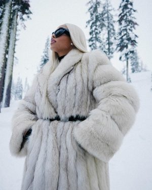 Jordyn Woods Instagram - now that it’s finally snowing, it think it’s time for some new snow content❄️ i still love these 🥶