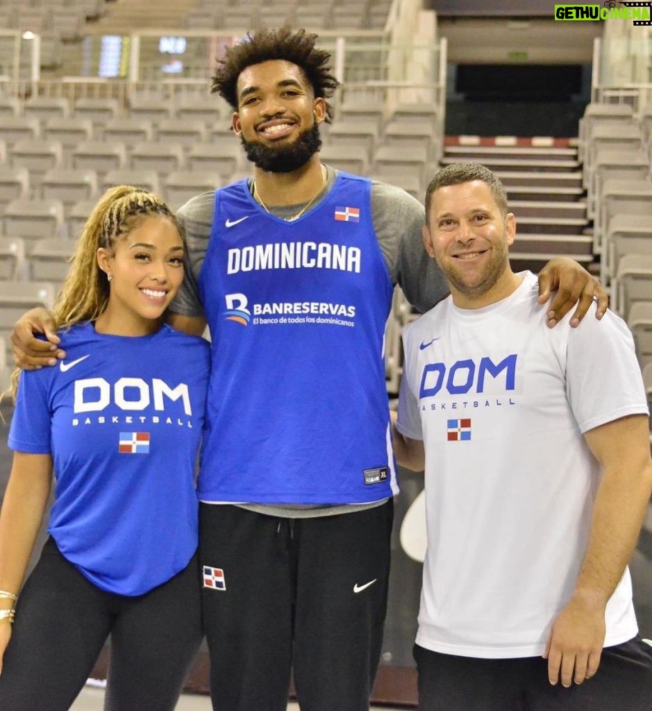 Jordyn Woods Instagram - The @rdbseleccion cheerleader! 😂🤍🇩🇴 Being able to share these moments with you have been so special to me. It is so cool to see the unity of different people and cultures coming together in a very exciting way with @fibawc ! 🏀🏀🏀 The Dominican team took me in right away and treated me like family and it’s been a beautiful thing to witness them blossom in a short time as a team but more importantly as brothers. I’m so proud of you @karltowns I know your mom is looking down smiling ear to ear on the man you are becoming. It’s already written in the stars. Let’s go DR🇩🇴🇩🇴🇩🇴 !!! ❤️❤️❤️