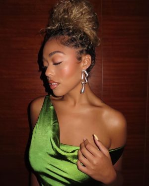 Jordyn Woods Instagram - somewhere in the Phillipines 💚
