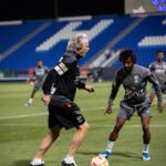 Jorge Jesus Instagram - Confesso que já tenho saudades dos treinos e da minha equipa. Depois de 20 vitórias consecutivas e 60 golos, o campeonato Saudita parou 6 semanas e nós 2. Mas para a semana já voltamos a fazer o que gostamos e em breve estamos todos juntos! ⚽️ I confess that I miss training and my team. After 20 consecutive victories and 60 goals, the Saudi championship stopped for 6 weeks and we stopped for 2. But next week we'll be back to doing what we like and soon we'll be all together! ⚽️ Fotografia: @steve.zamora @vascofilmmaker #alhilal @alhilal Portugal